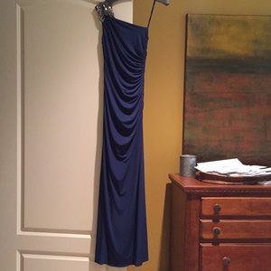 One shoulder formal dress